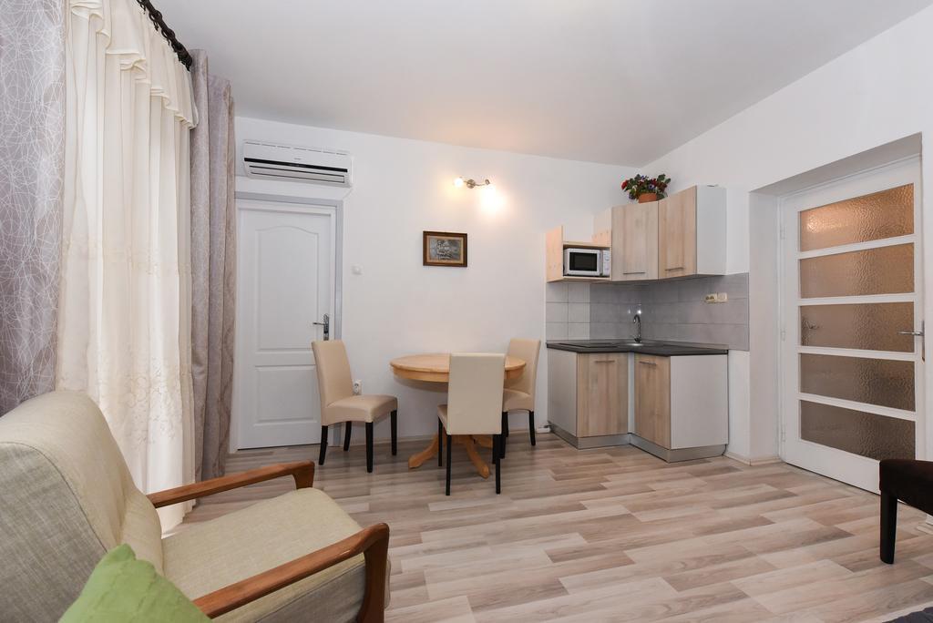 Apartments Dado Zadar Exterior photo